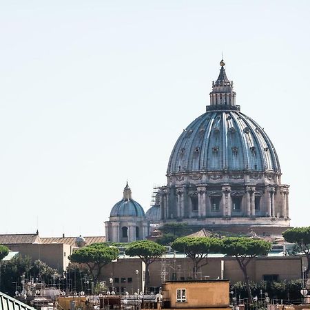 Expeditus Vatican Luxury Suites Saint Peter'S View Rome Bagian luar foto